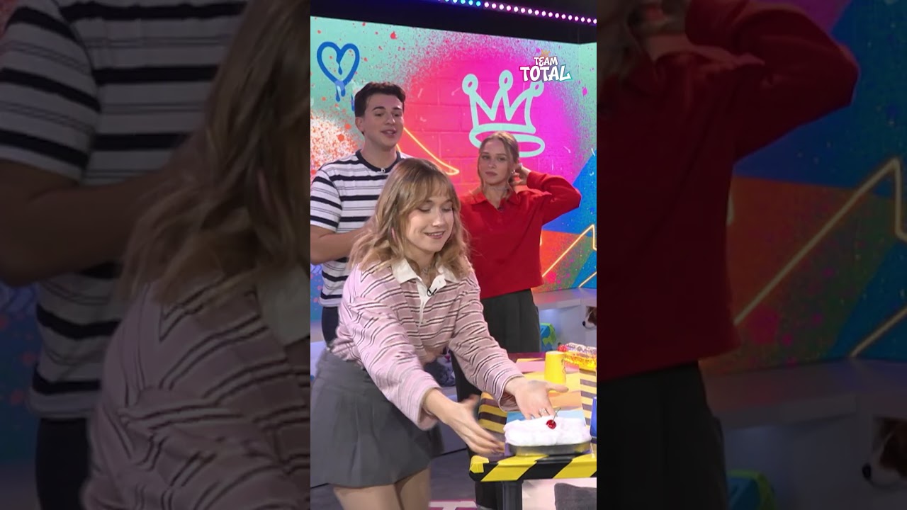 Misty, Rubén, Aina y Hugo. Dos equipos, dos tartazos… ¿y un bottle flip que deja dudas? 🤣 