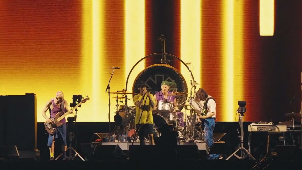 Soul to Squeeze - Red Hot Chili Peppers Live in Tokyo 2023