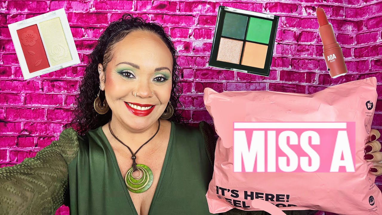 SHOP MISS A MAKEUP | Cyn’s Vanity