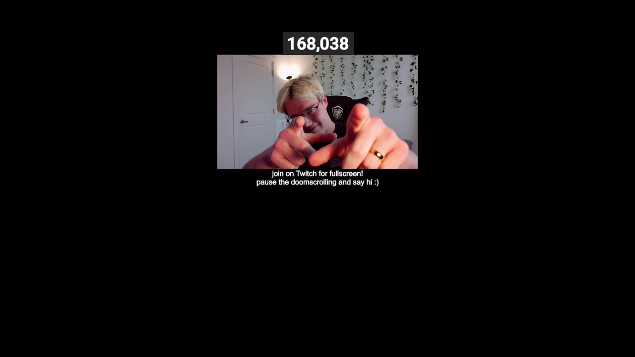 BENNY IS LIVE! Snake Game, Ball Guys, and FORTNITE