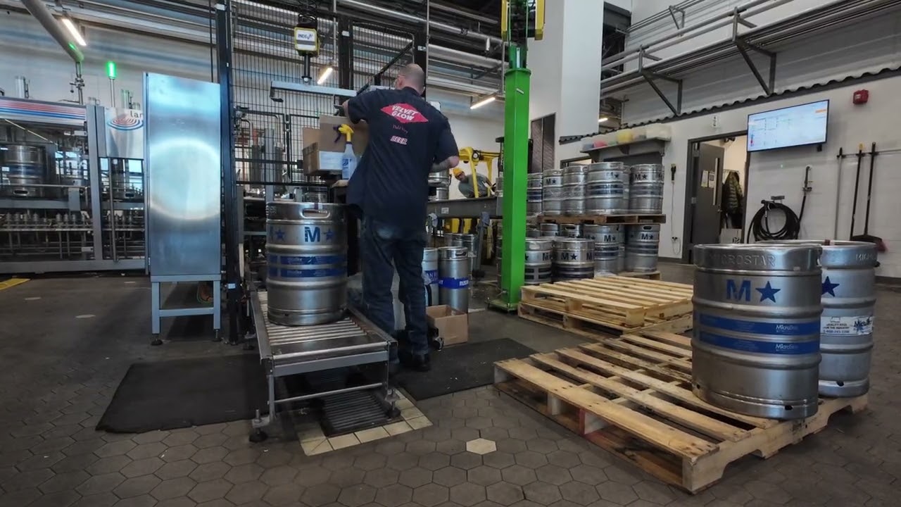 Kegging Pliny the Younger at Russian River Brewing Company