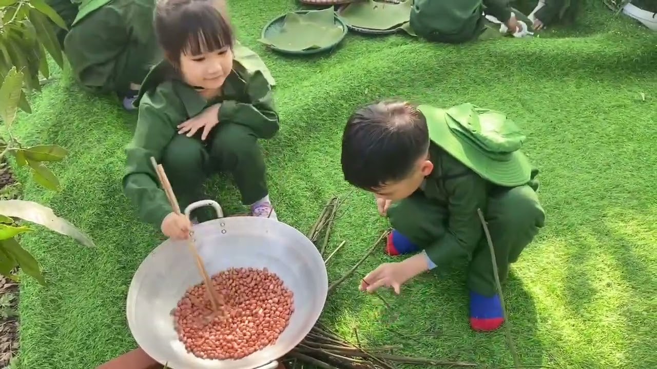 Anh Đức trải nghiệm chú bộ đội 2