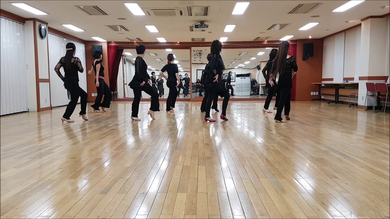 Goodnight Moon Line Dance