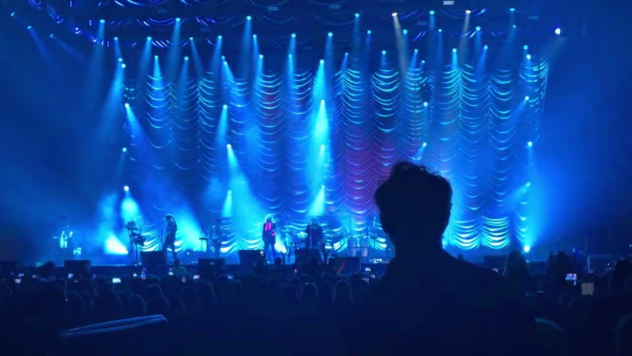 Heart Magic Man Live