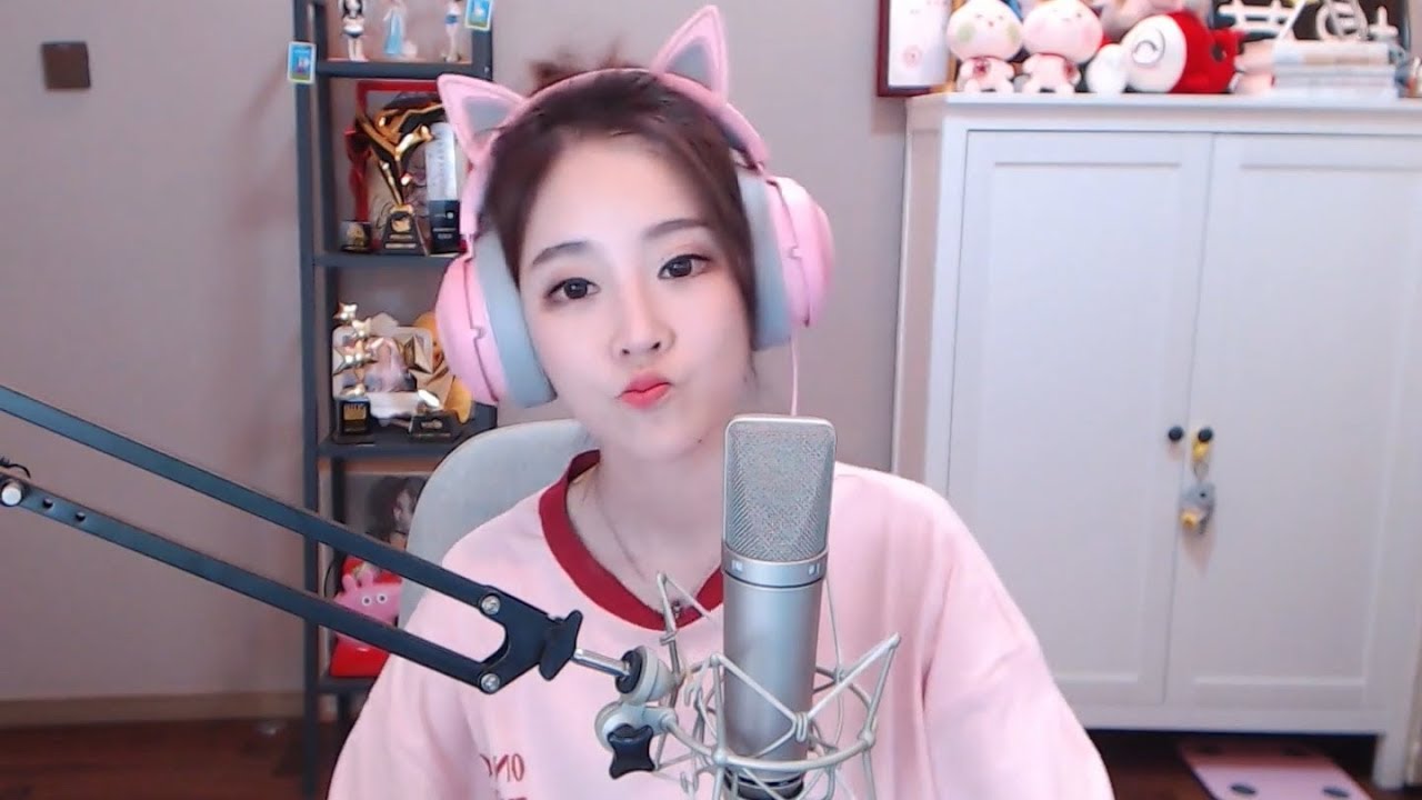 冯提莫翻唱周杰伦《稻香》