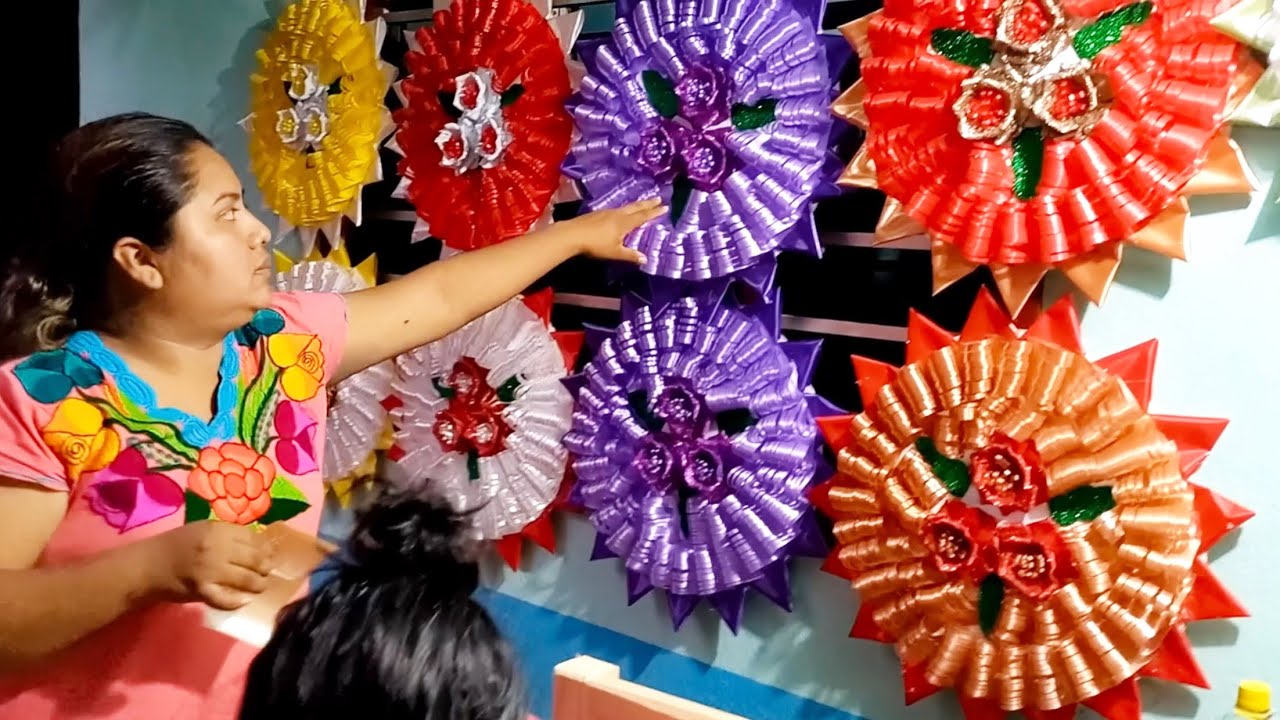 Desde mi comunidad les enseño cómo elaborar coronas para Día de muertos
