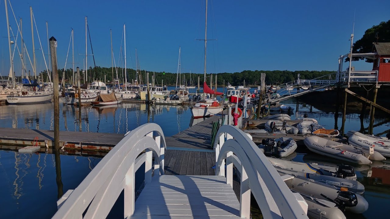 Robinhood Marina и Five Islands в Джорджтауне, штат Мэн — июль 2022 г.