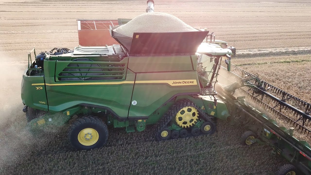 John Deere X9 1100 harvesting wheat | The NEW 100t/hour Combine - BIG Farming | Danish Agriculture