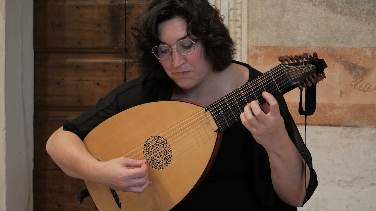 John Dowland -  Robin - Evangelina Mascardi, Renaissance lute