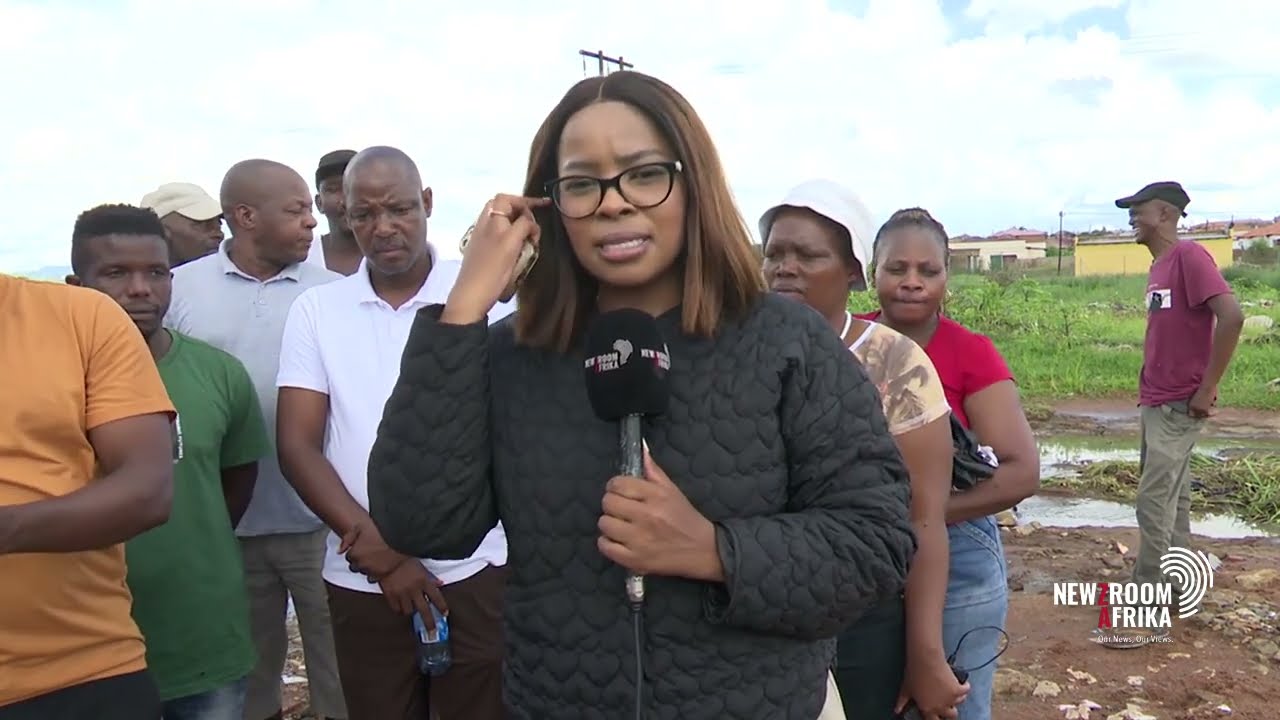 Mamadimo Park residents stranded after floods