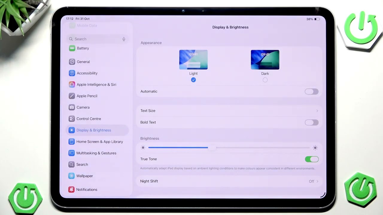 iPad Pro 11 2025 &mdash; как исправить неработающую автояркость