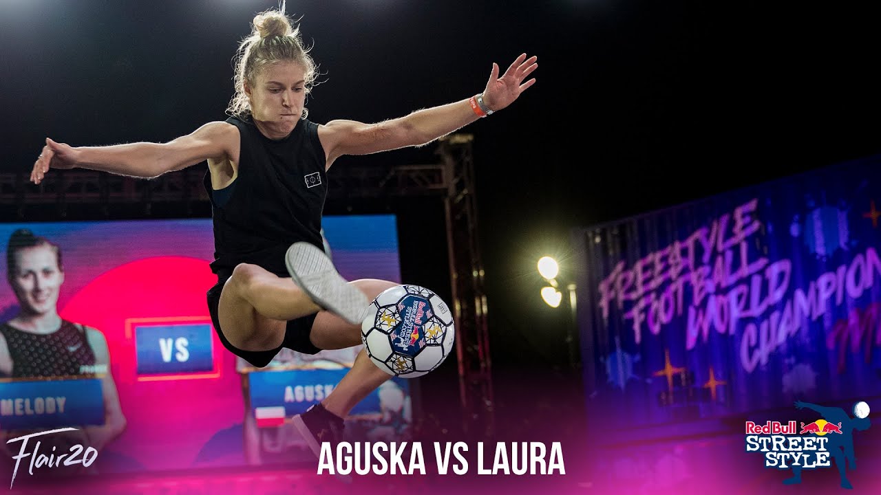 Laura vs Aguska - Female Semifinal | Red Bull Street Style 2019