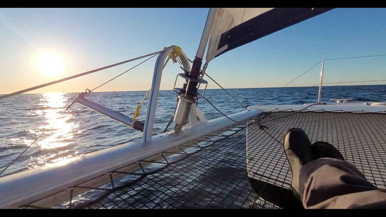 MAHE 36 PERFECT WINTERSAIL AND THEN .... - Hel-G Sailing Episode 53