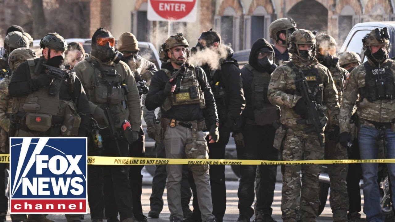 Blue state governor takes AIM at federal agents: ‘Untrained' and 'unqualified’