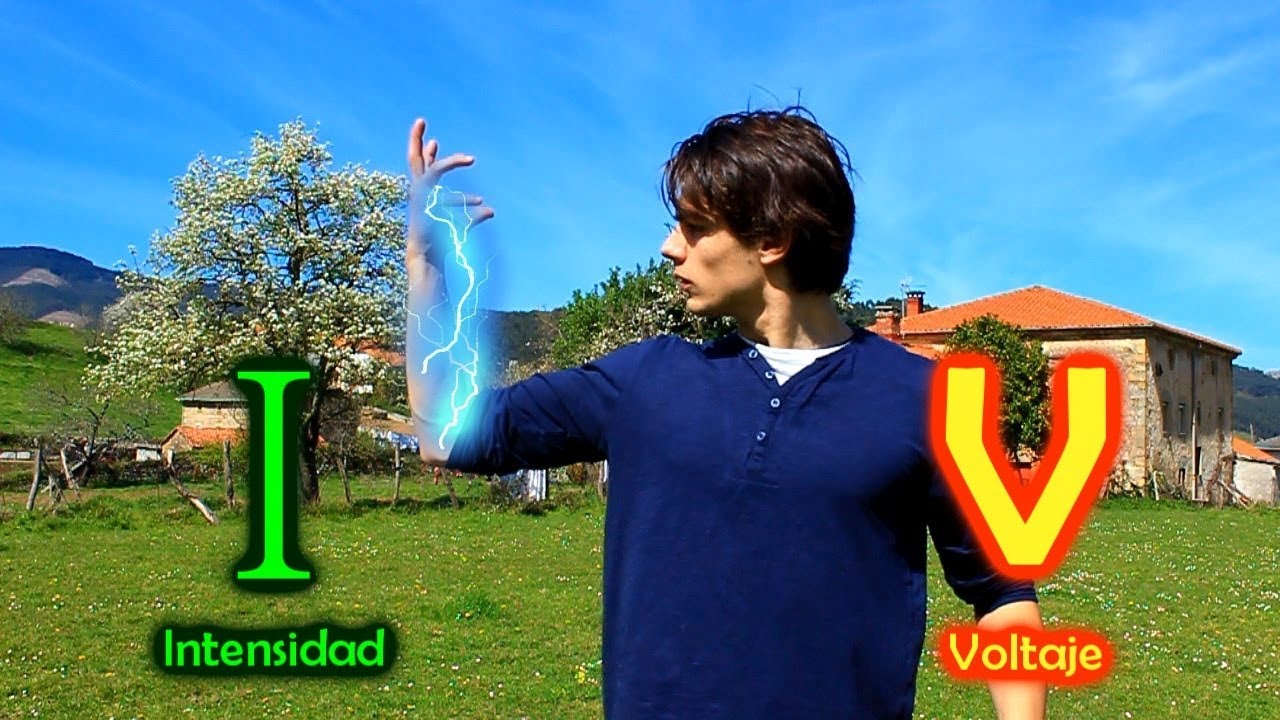 &iquest;QUE ES LA ELECTRICIDAD? ⚡️ VOLTAJE E INTENSIDAD