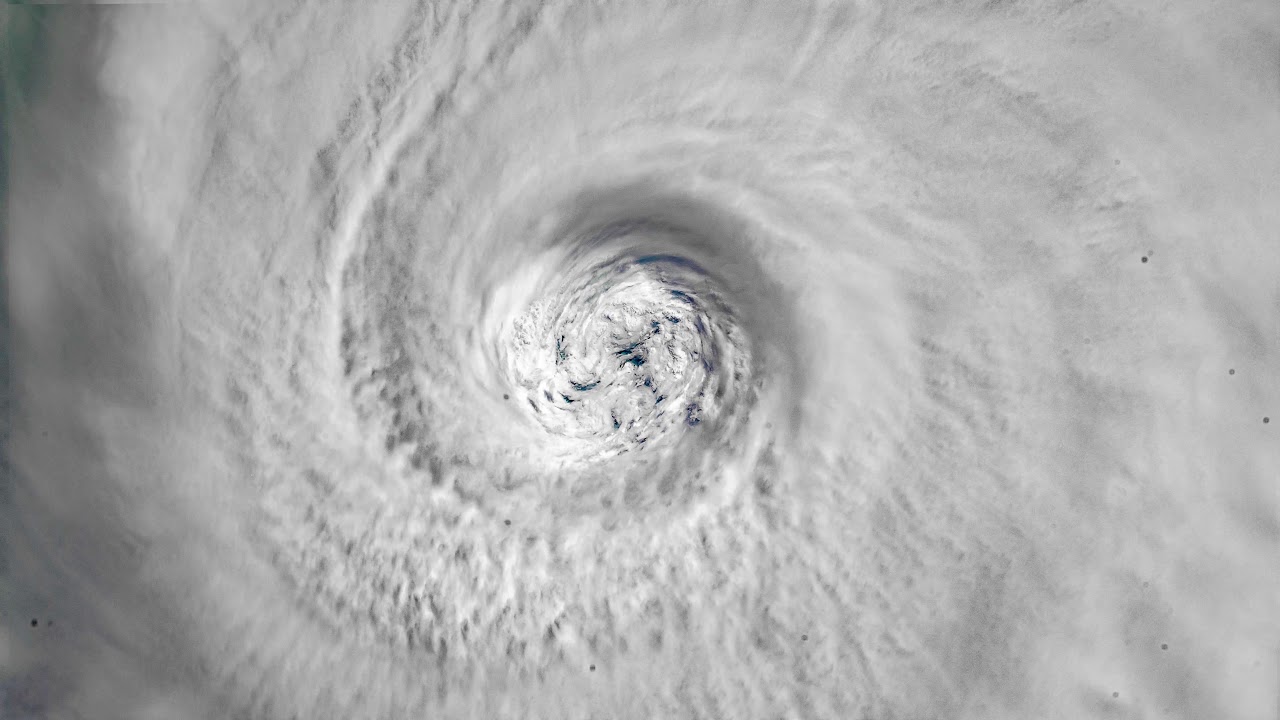 ISS Timelapse - The Eye of Hurricane Dorian (02 Settembre 2019)