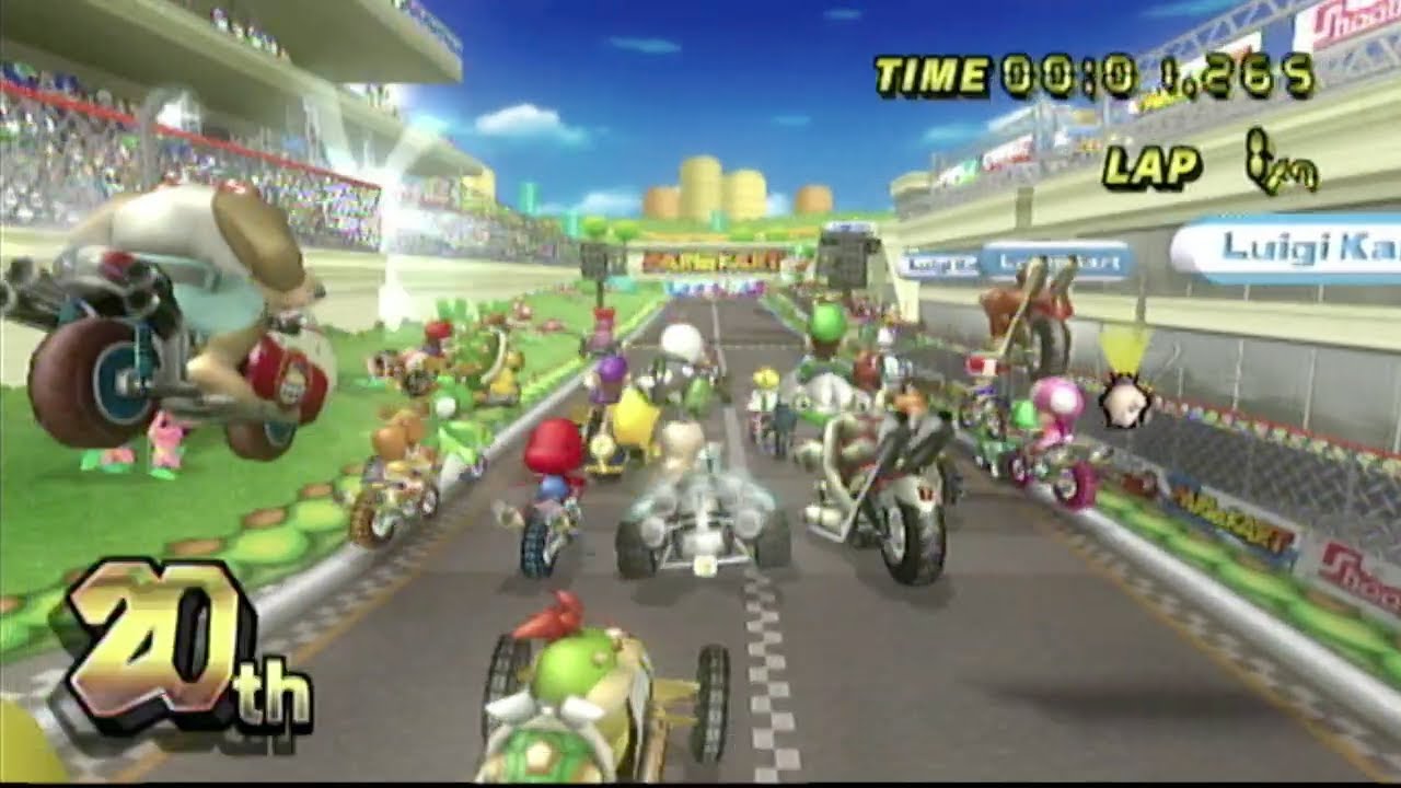 MKWii Tiny Tracks with 24 players gameplay