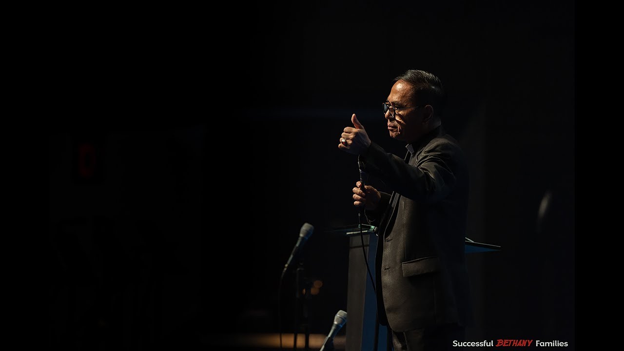 Pdt. Daniel Mailangkay - Berjuang Dalam Kehidupan