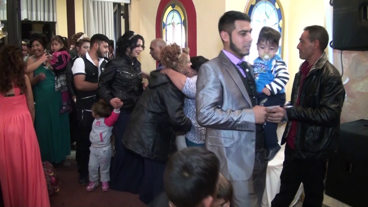 ERDOAN VE HULYA BOLUM 2 RESTORAN STUDIO CAVIT