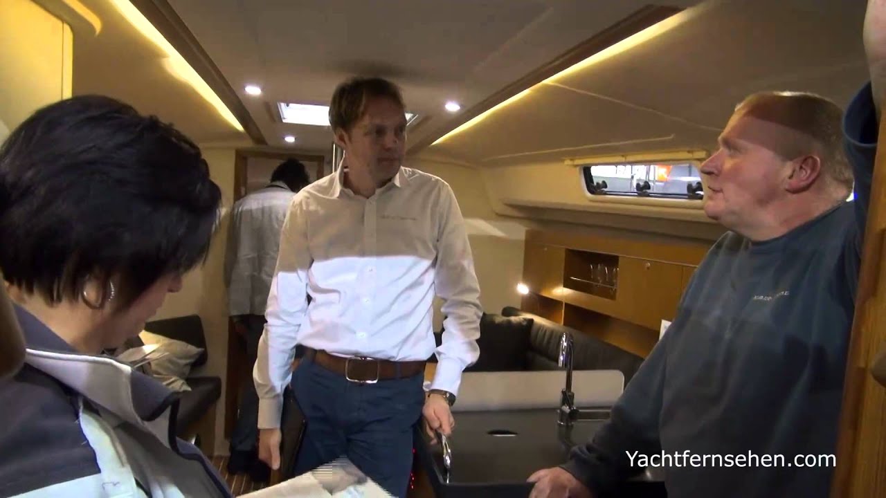 Hanse 385 by Yachtfernsehen.com