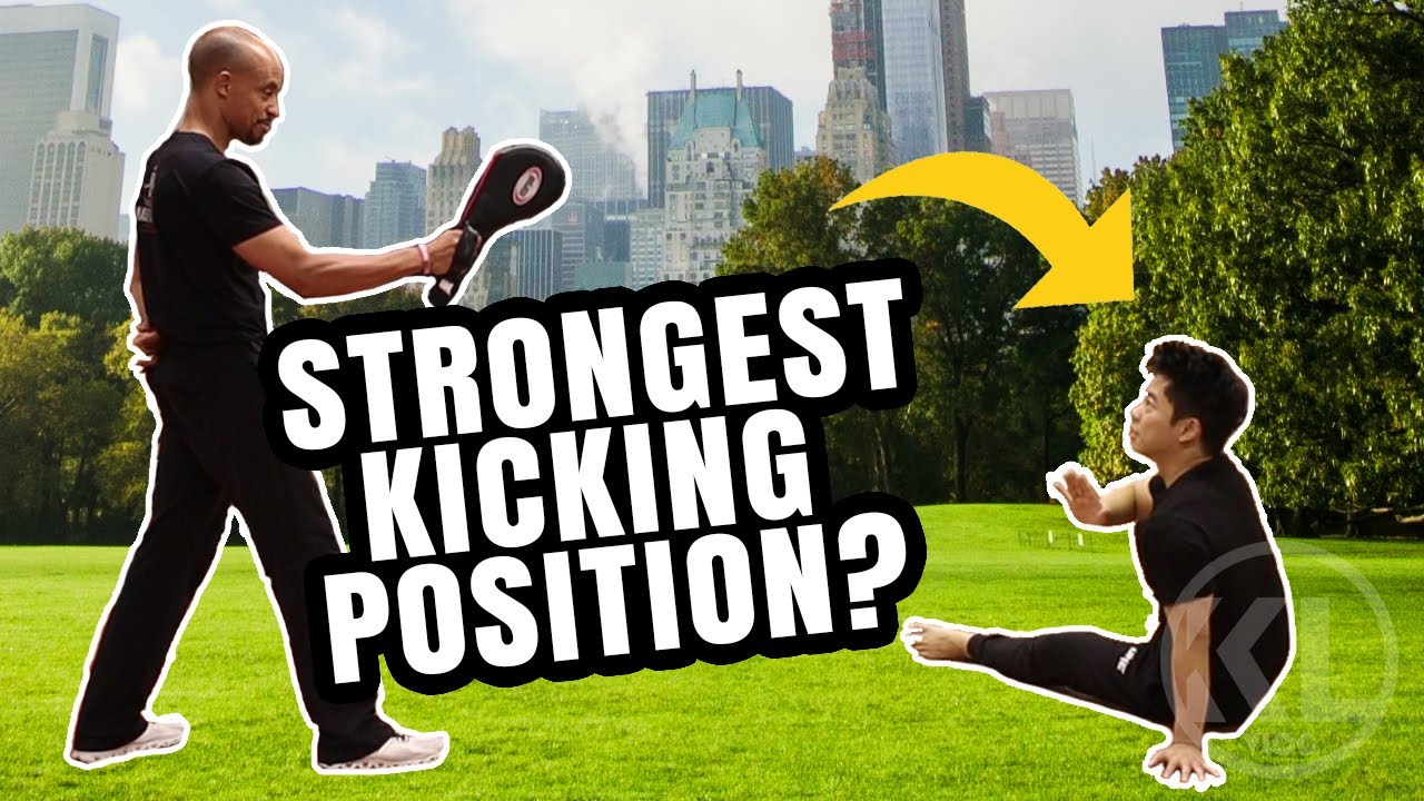 Learning The Strongest Kicking Position In Capoeira