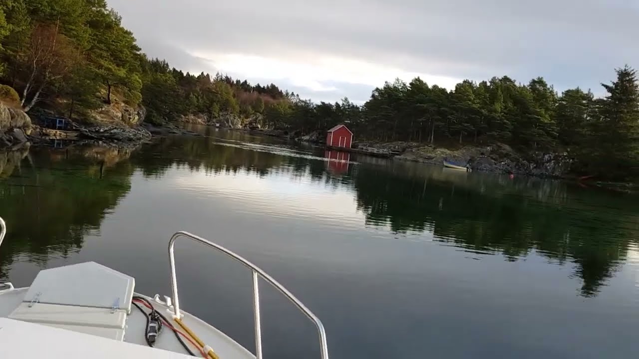 Boat trip thru Røyksundkanalen Bømlo