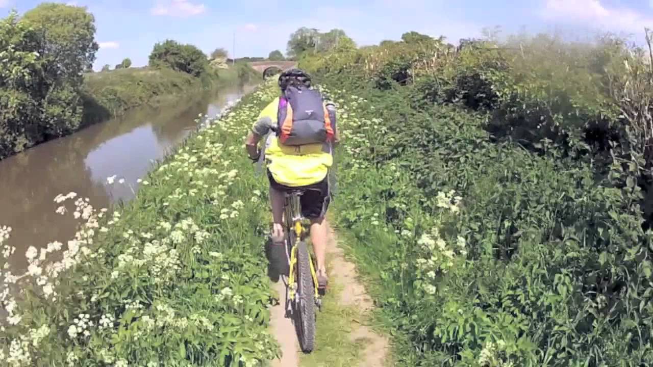 Cycling the Kennet and Avon Canal