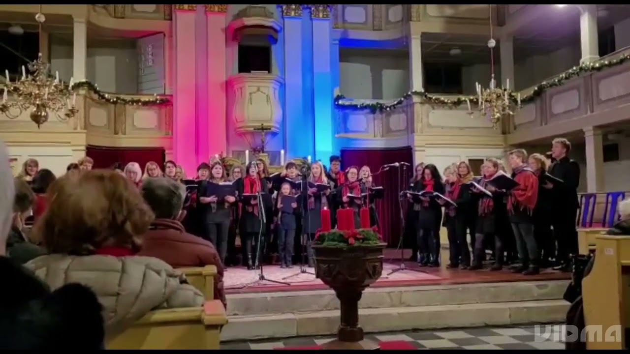 Weihnachtskonzert der CHORiFEEN Taucha- Believe/ Polarexpress  unter der Leitung von Sylke Jilani