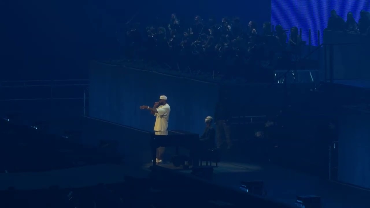 Booba La defense Arena 11/10/25 Live Comme une étoile et Petite fille