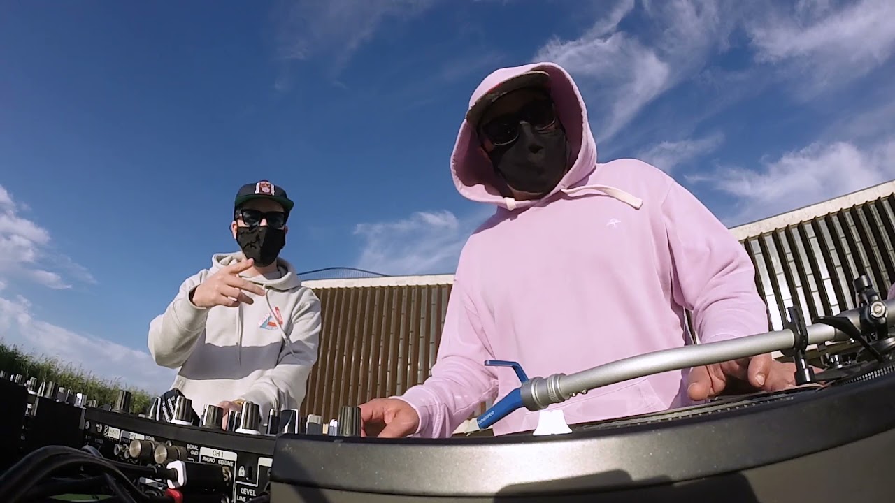 Artistas no Território | BEATBOMBERS