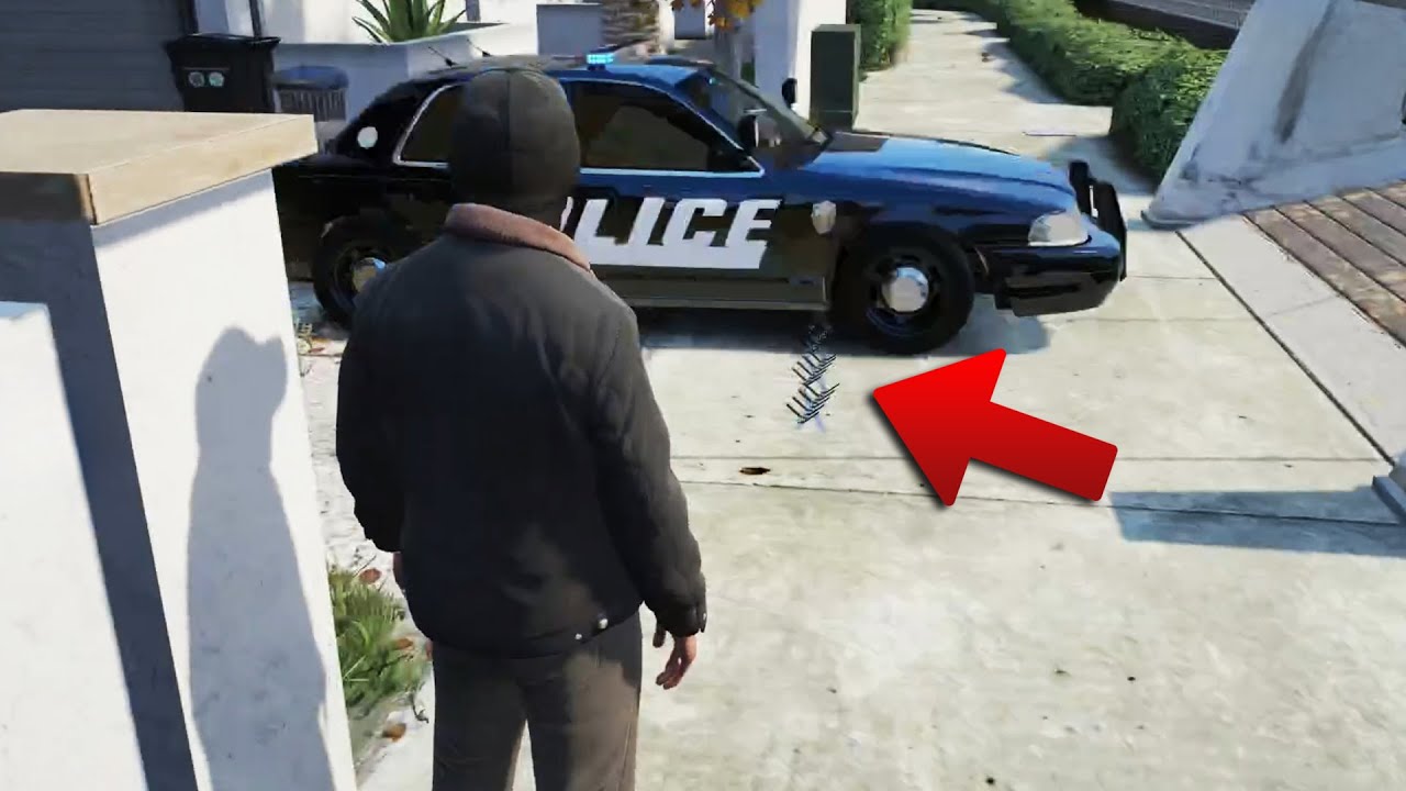 Mr. K Uses Spike Strips on a Cop to Assist Vinny's Escape | Nopixel 4.0
