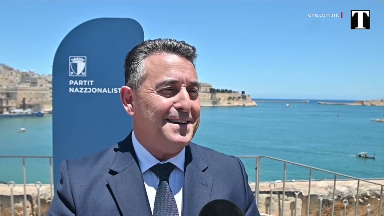 GRECH JIBQA’ JIRREPETI L-ISKUŻI BL-AWDITUR