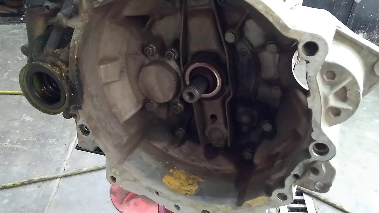 Jetta A4  quitar o remover transmisión manual 2da parte