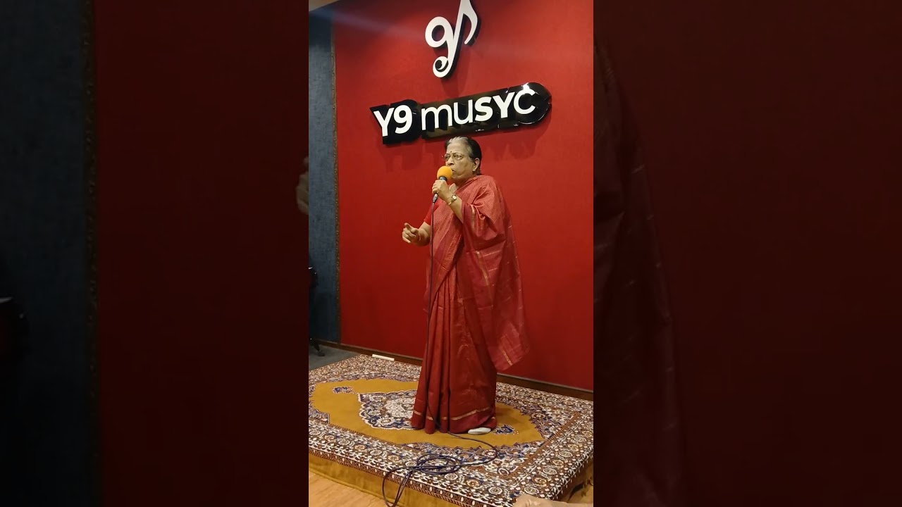 Seetha has sung iconic song dum maro dum originally sung by ushaji uthup for public view