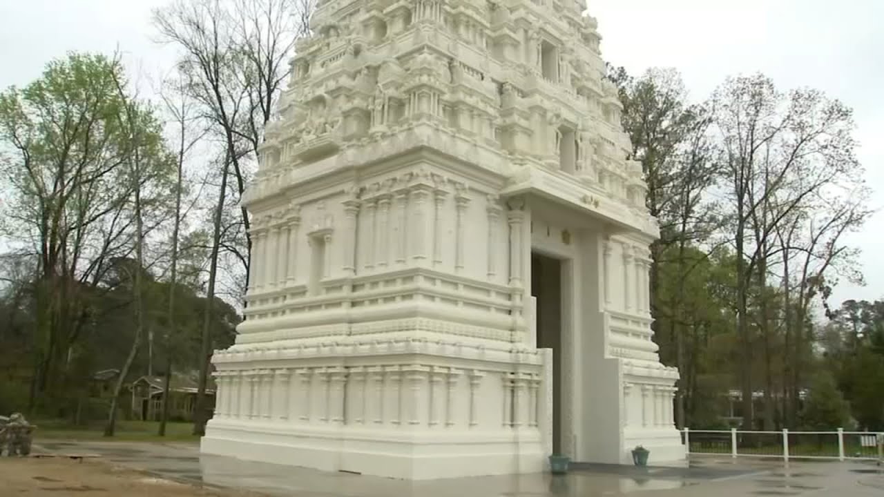 New temple tower in Cary points to rapid Hindu growth in the Triangle