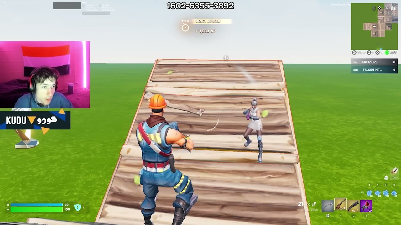 Peterbot vs Pollo in Build Fights