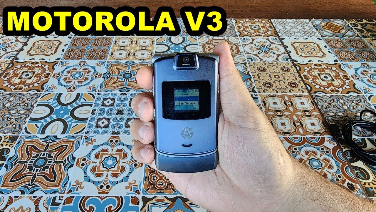 MOTOROLA V3: O Celular Que Definiu Uma Geração!
