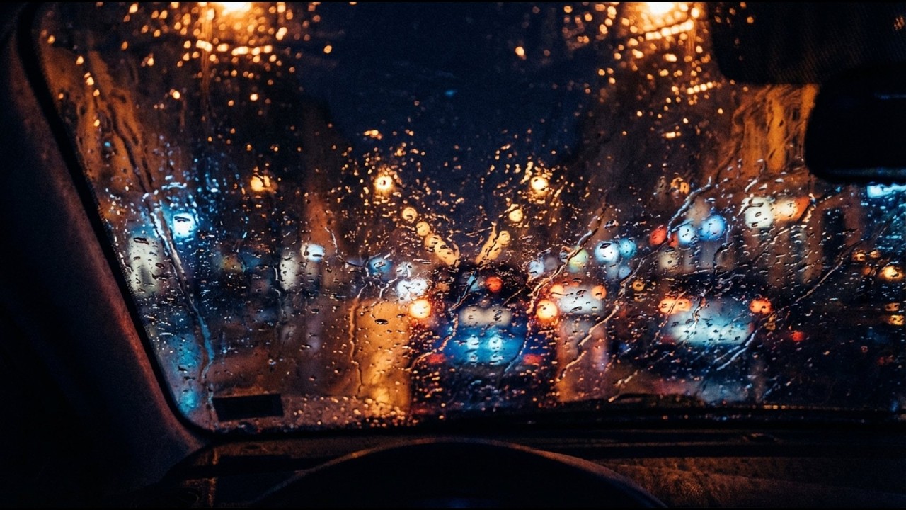 Rainy Night Drive – Soft Ambient Music | drivewave.studios