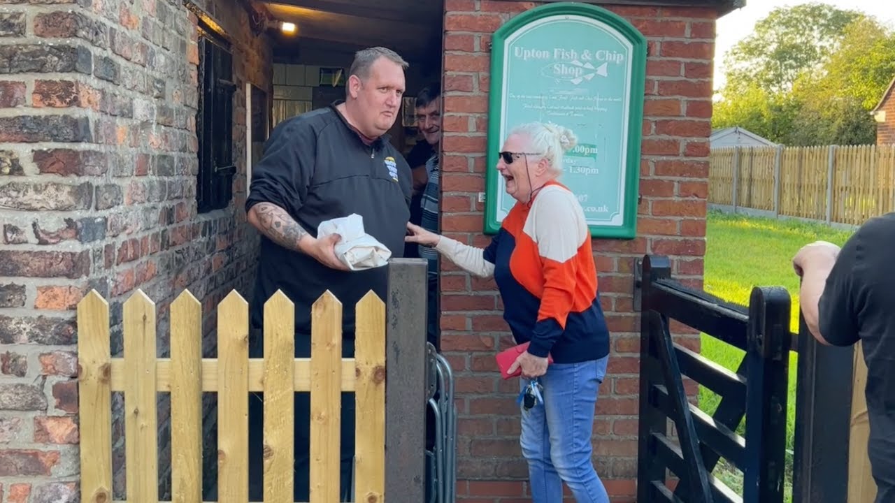 Going to the LAST REMAINING Coal Fired Fish & Chip Shop