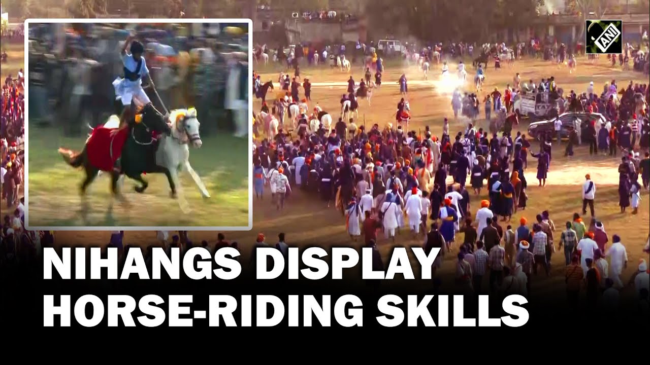 Nihangs demonstrate their horse riding skills in Punjab&rsquo;s Amritsar
