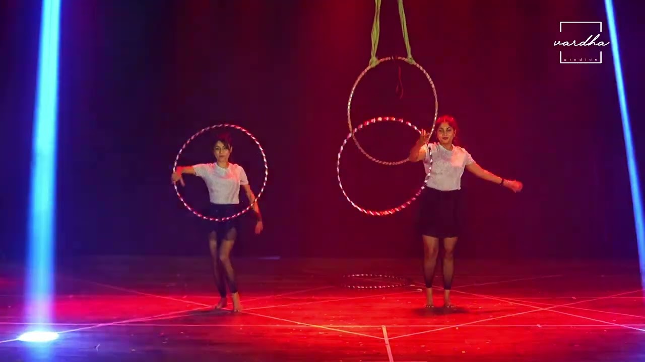 Oye Oye | Hula Hoop | Manch 2025 | Dance Show | Vardha Studios