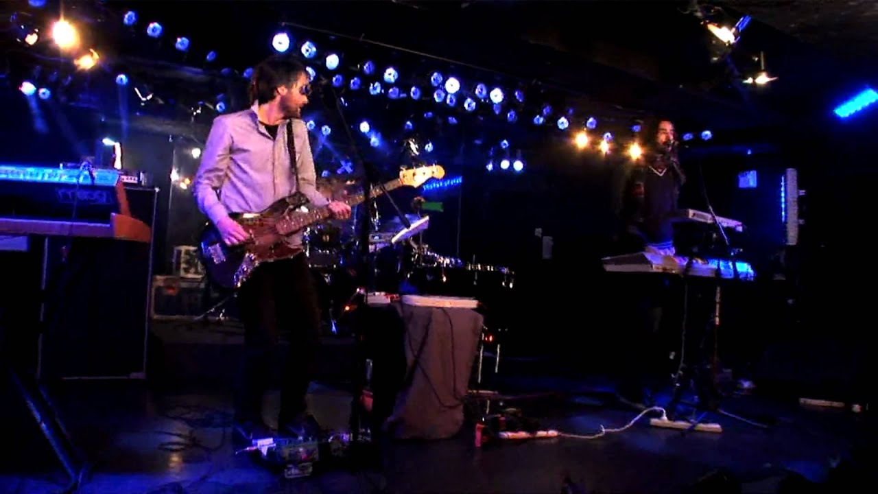 Midnight Juggernauts - Into The Galaxy - Live On Fearless Music HD