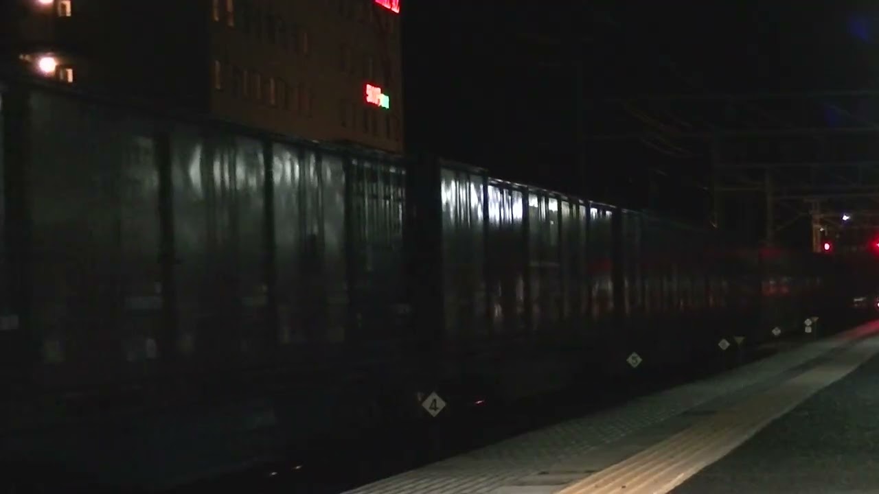 1074列車［岡］EF210-322＋無動EF210-127