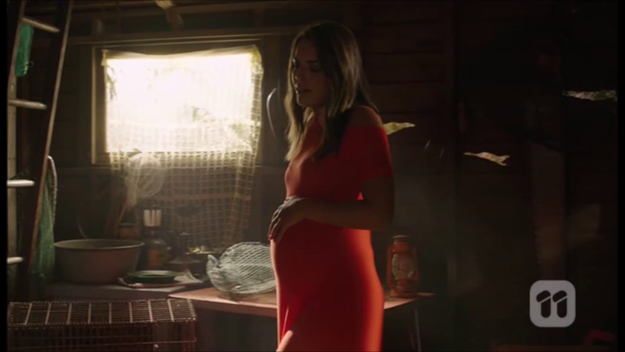 [Neighbours] 7611 Paige Scene