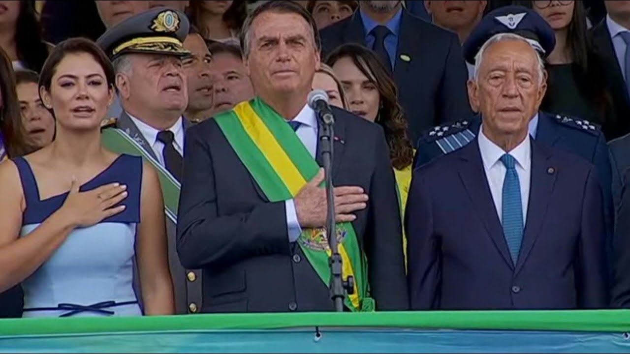 200e anniversaire de l'indépendance du Brésil : Bolsonaro assiste à un défilé militaire | AFP Images