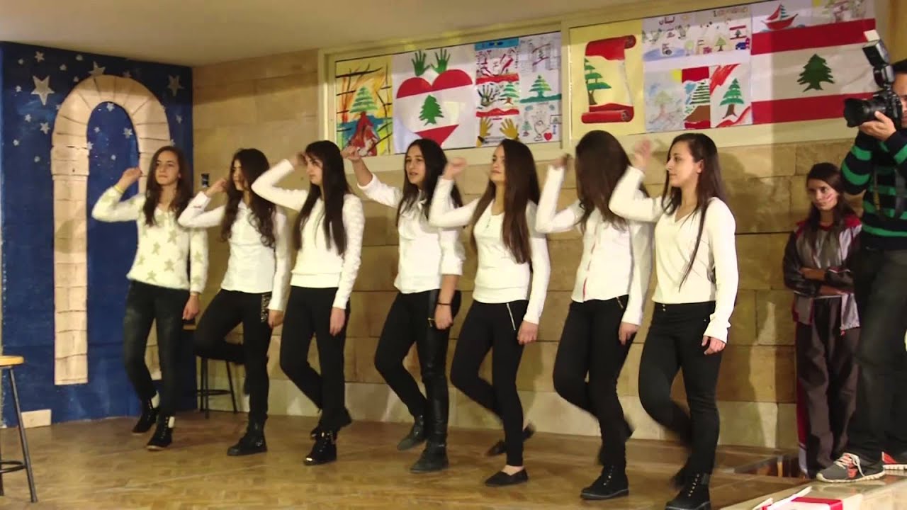 مسرحية حكاية الاستقلال ( تلامذة مدرسة سيدة البشارة - رميش ) OLAS 2015