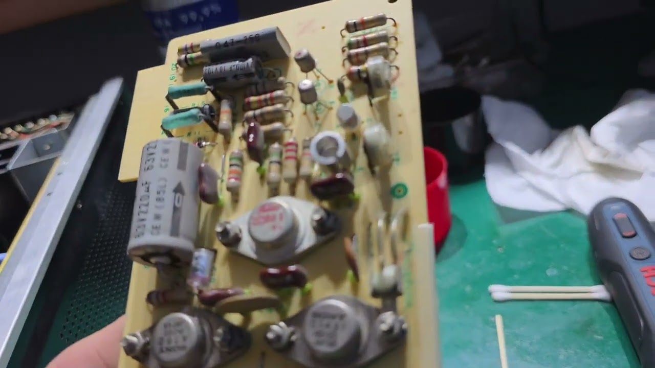 DailyFix 10 - Accuphase E-202