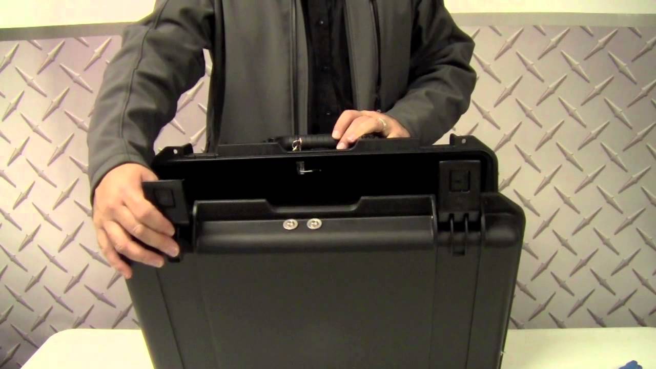Pelican iM2600 Deluxe Side cases for Motorcycle Use with Twisted Throttle mounts