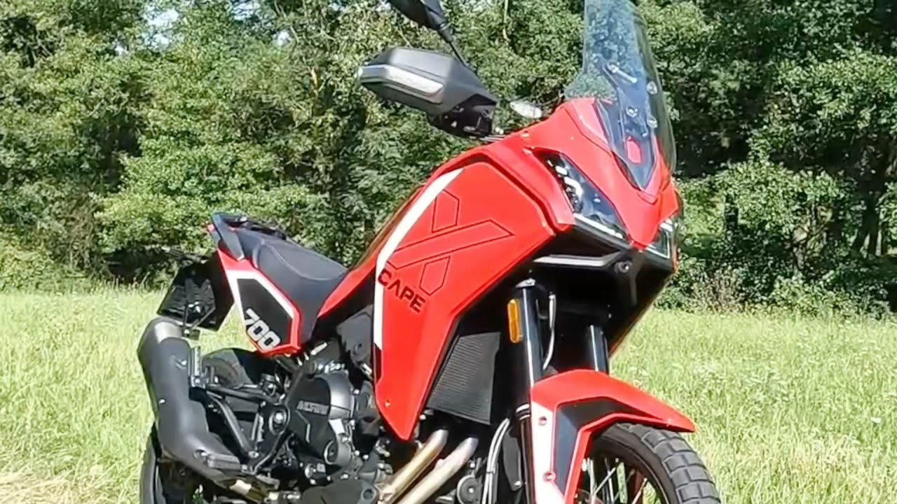 miniRECENZE Moto Morini X-cape 700 versus X-cape 650 - Siln&yacute; kafe
