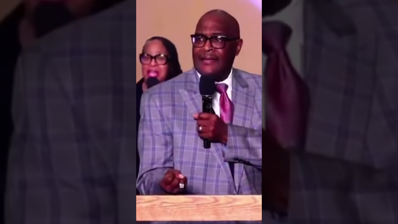 Jesus Keep Me Near The Cross - Marvin Winans #jesus #hymns #shorts